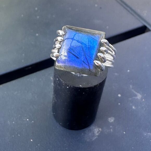 Labradorite Madagascar Sterling Silver Ring Size 8 - Picture 1 of 10